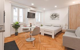 Studio Apartment In The Heart Of Magic Piran
